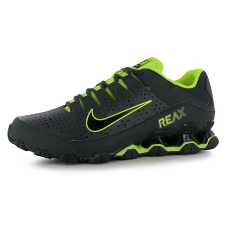 nike reax 8 trainers